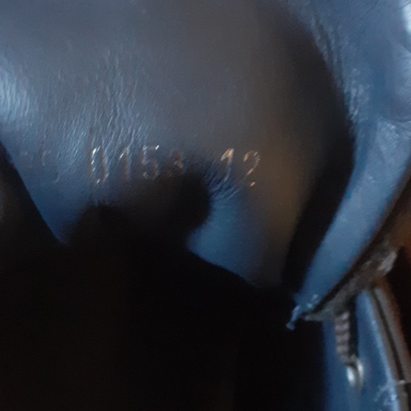 Louis Vuitton sneakers - Picture 2 of 4